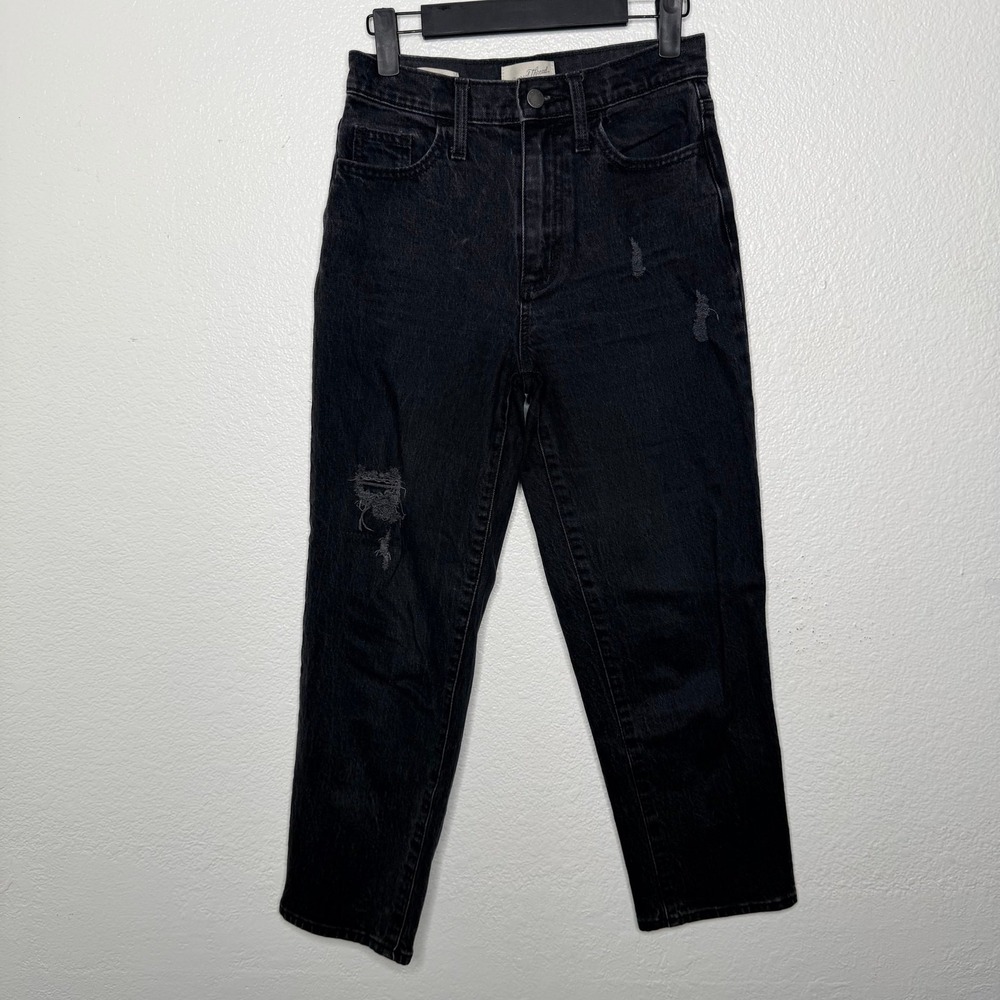 Universal Thread Vintage Straight High Rise Distressed Black Jeans 00/24R